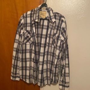 Men’s Large shirt